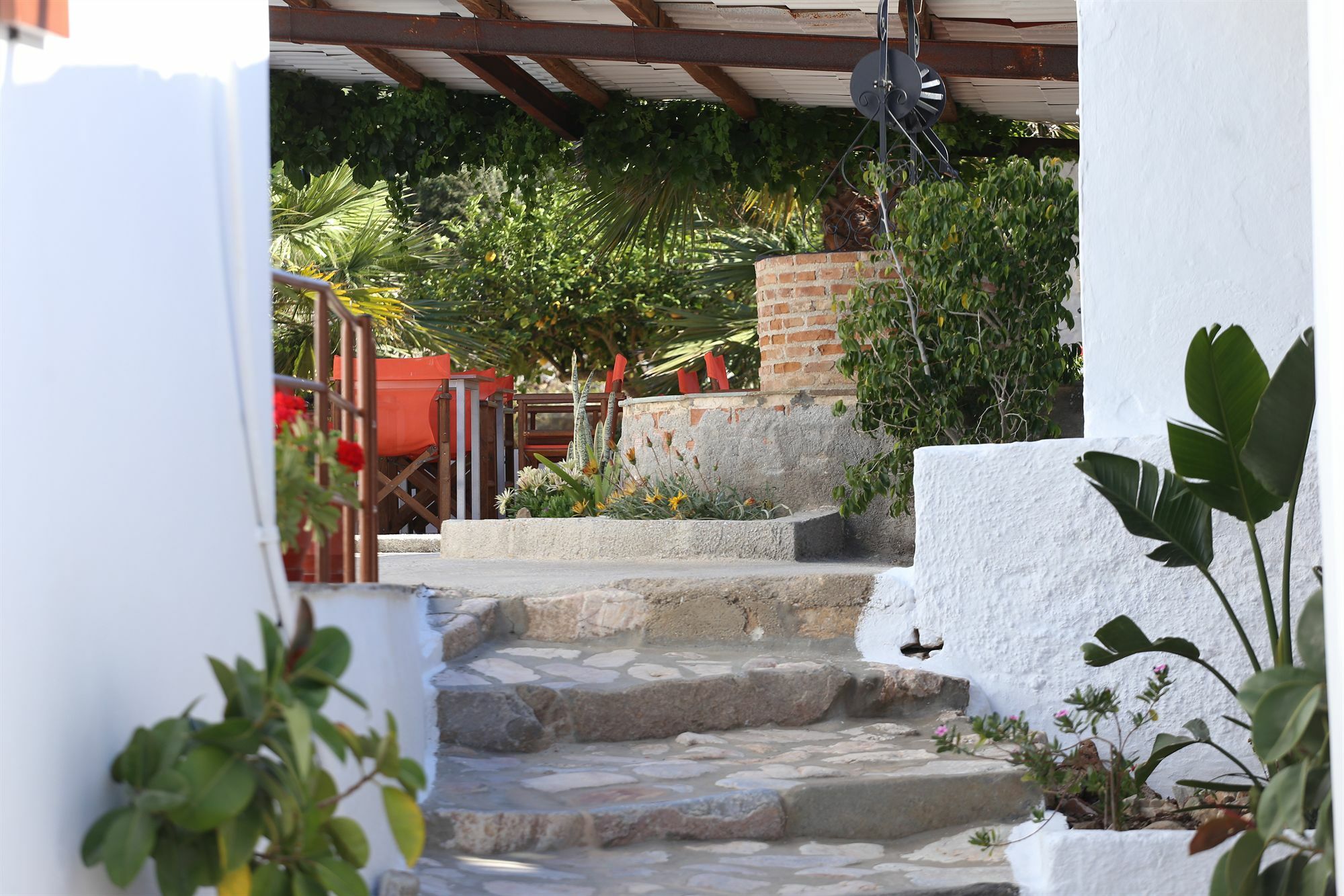 Oasis Rooms & Studios In Galissas Exterior photo
